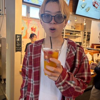 スタッフ
