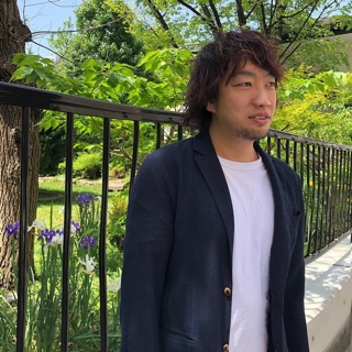 スタッフ