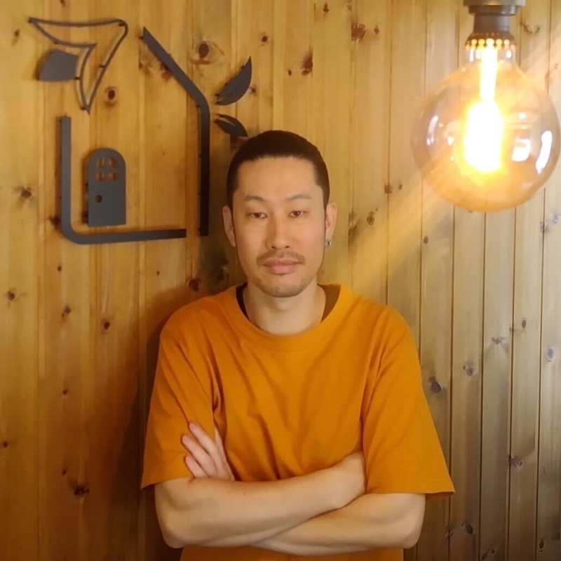スタッフ