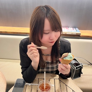 スタッフ