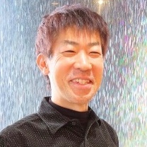 スタッフ