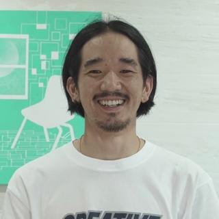スタッフ