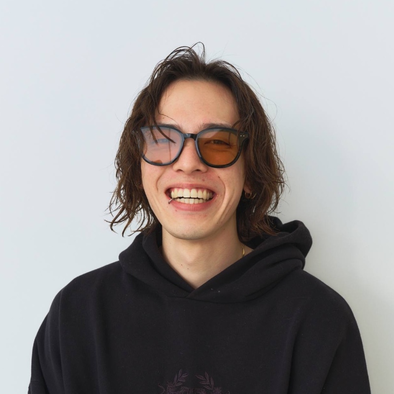 スタッフ